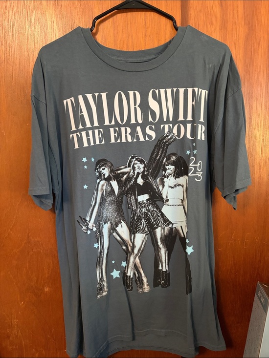 Taylor Swift Tops - Taylor Swift 1989 The Eras Tour Graphic Tee